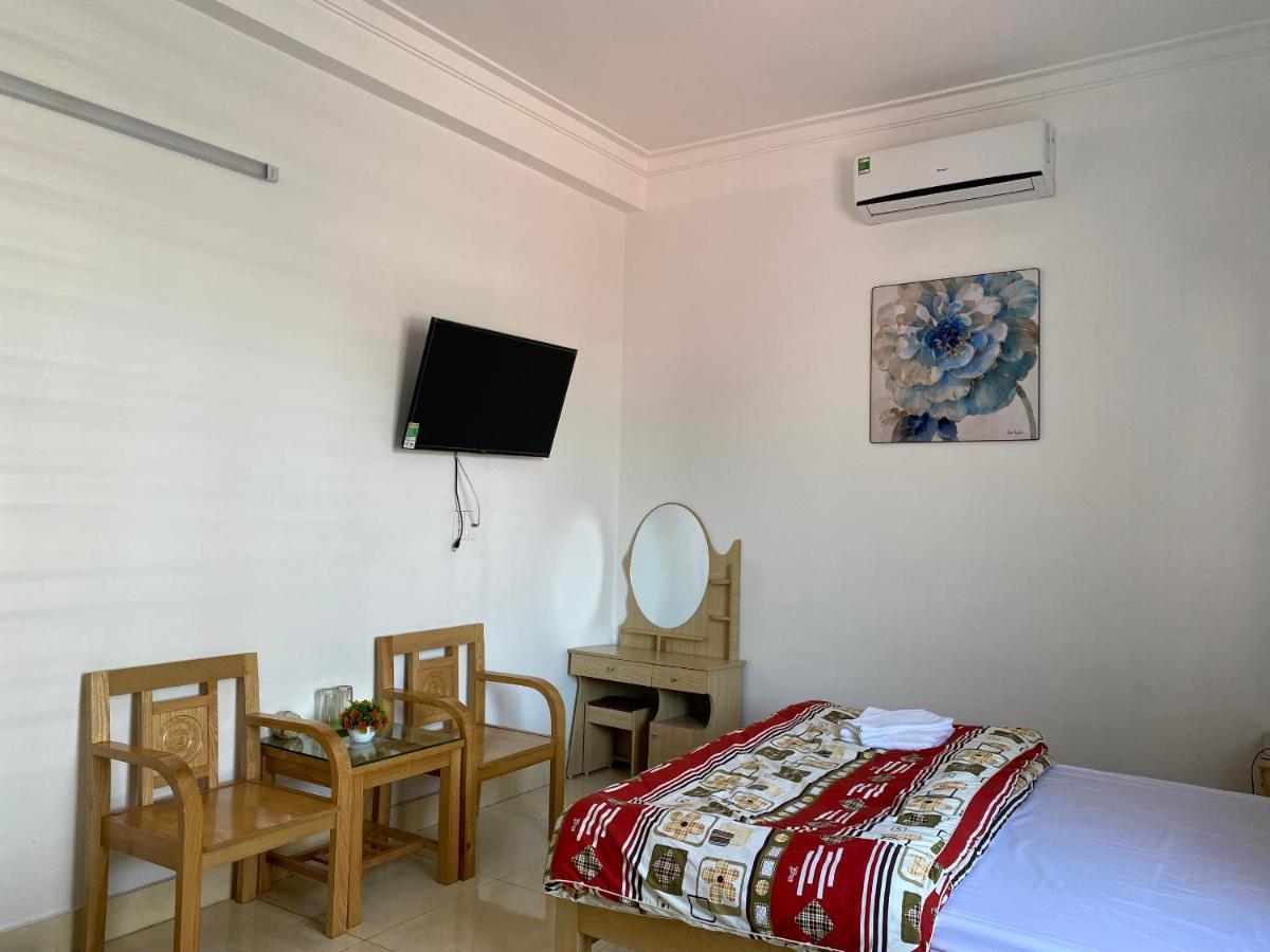 Nha Nghi Manh Binh Bed & Breakfast Hai Phong Exterior photo