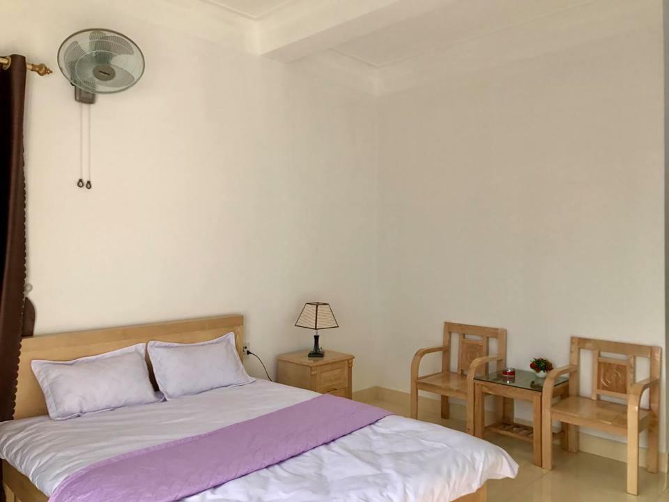 Nha Nghi Manh Binh Bed & Breakfast Hai Phong Exterior photo